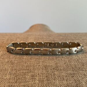 Stainless Steel Bracelet (8”)